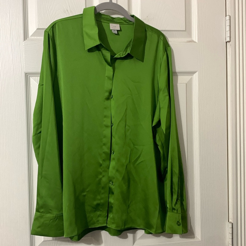 A new day green top